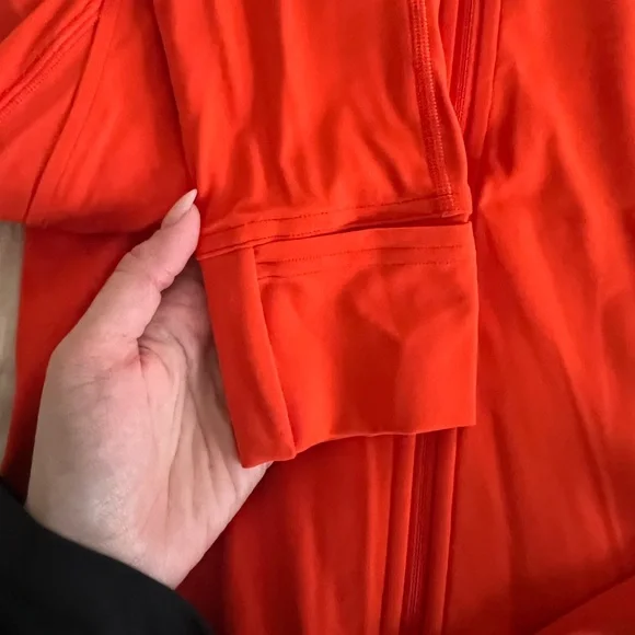 Lululemon Nulu Cropped Define Jacket - Picture 5 of 9